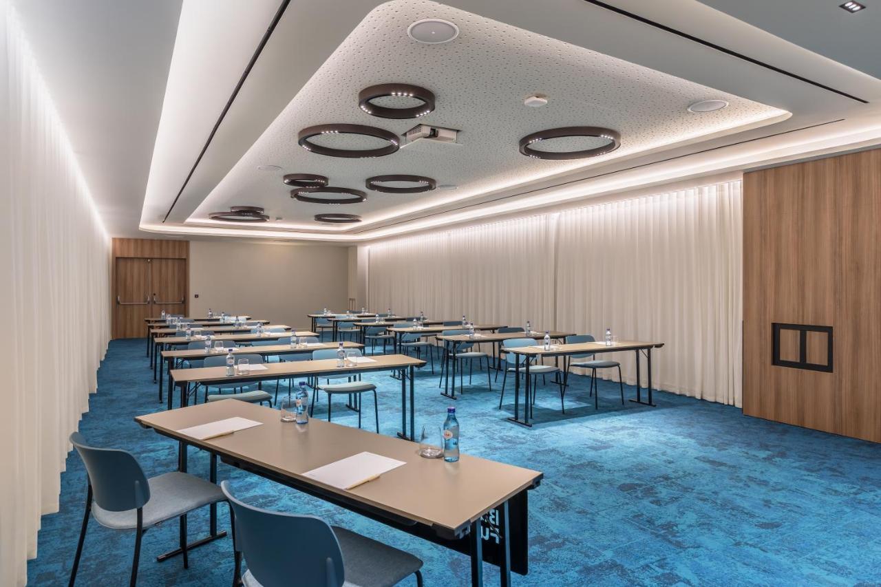 Barcelo Funchal Oldtown Hotel Eksteriør billede Meeting room